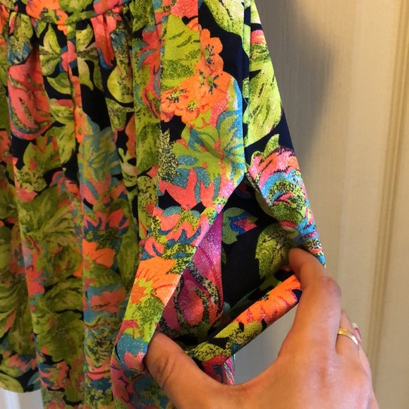 short lime green floral romper with zipper on back - Picture 3 of 6